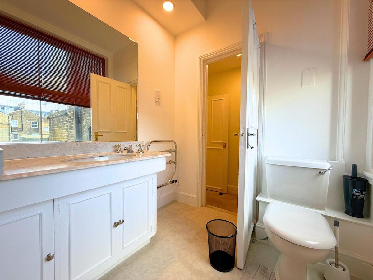 Knightbridge Hydepark 2b2b & Garden Near Harrods, Royal Hall & V&a Museum Apartment London