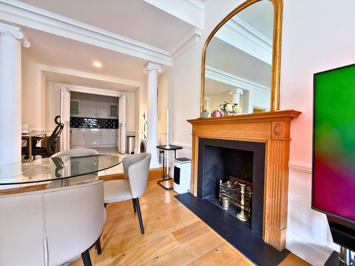 Knightbridge Hydepark 2b2b & Garden Near Harrods, Royal Hall & V&a Museum London